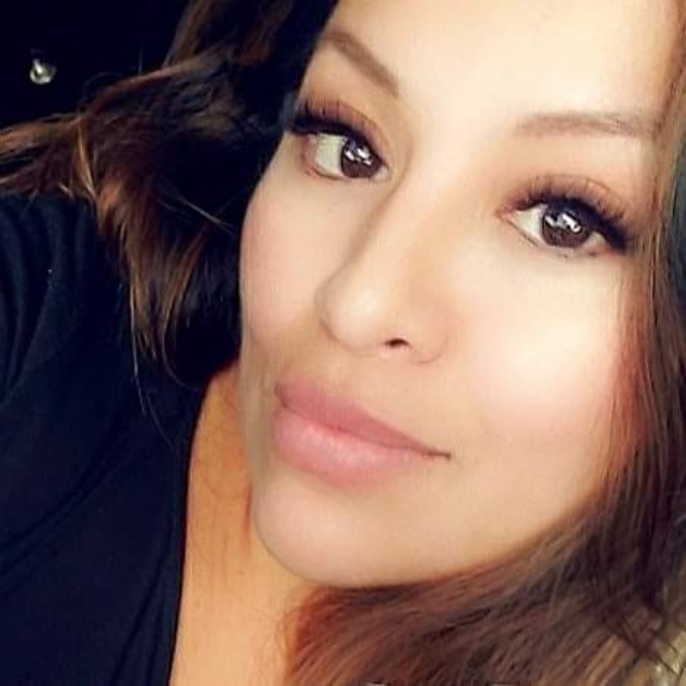 Meet your Posher, Maribel